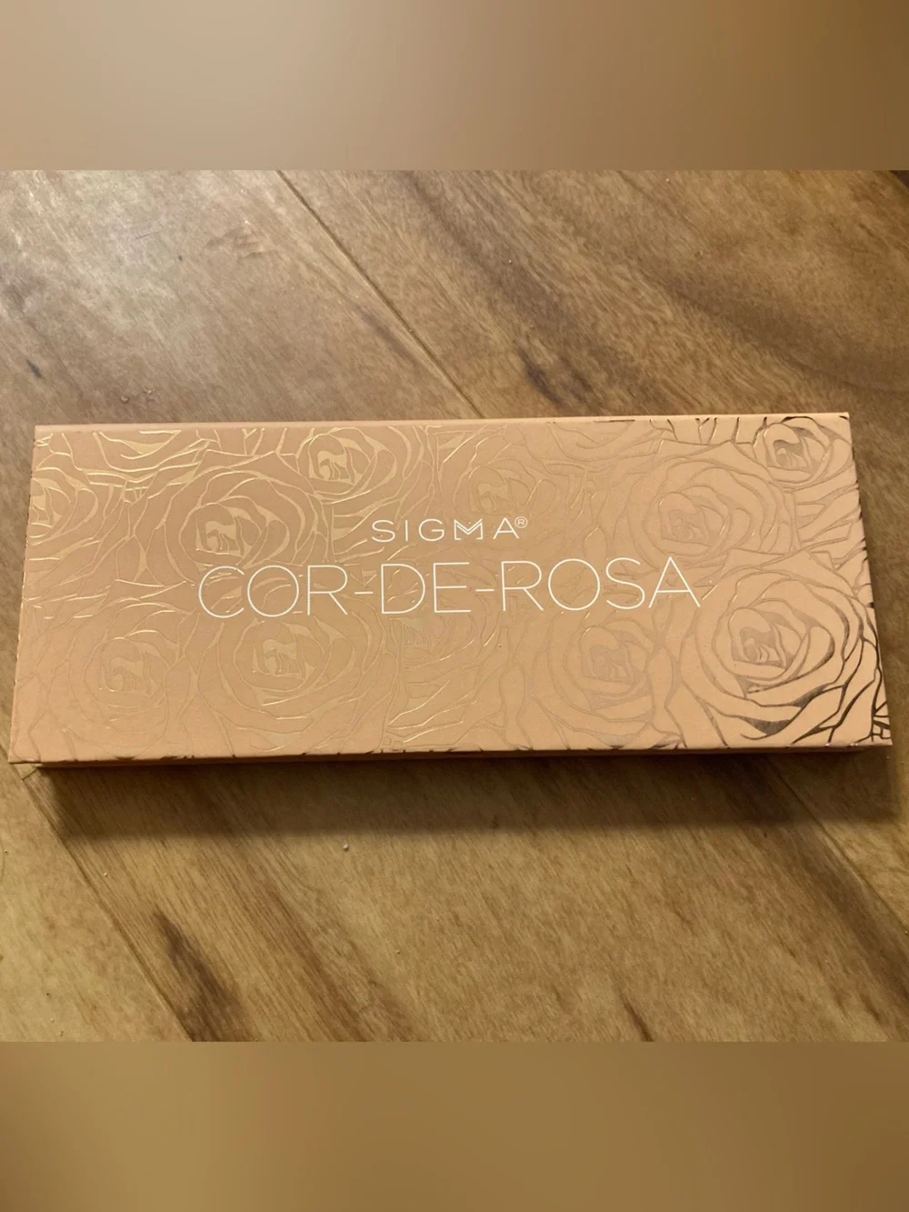 SIGMA BEAUTY ‘Cor-de-Rosa’ Eyeshadow Palette - 14 shades